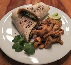 Gefüllter Strudel mit asiatischen Zutaten