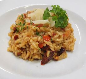 Fruchtig cremiger Tomaten-Risotto